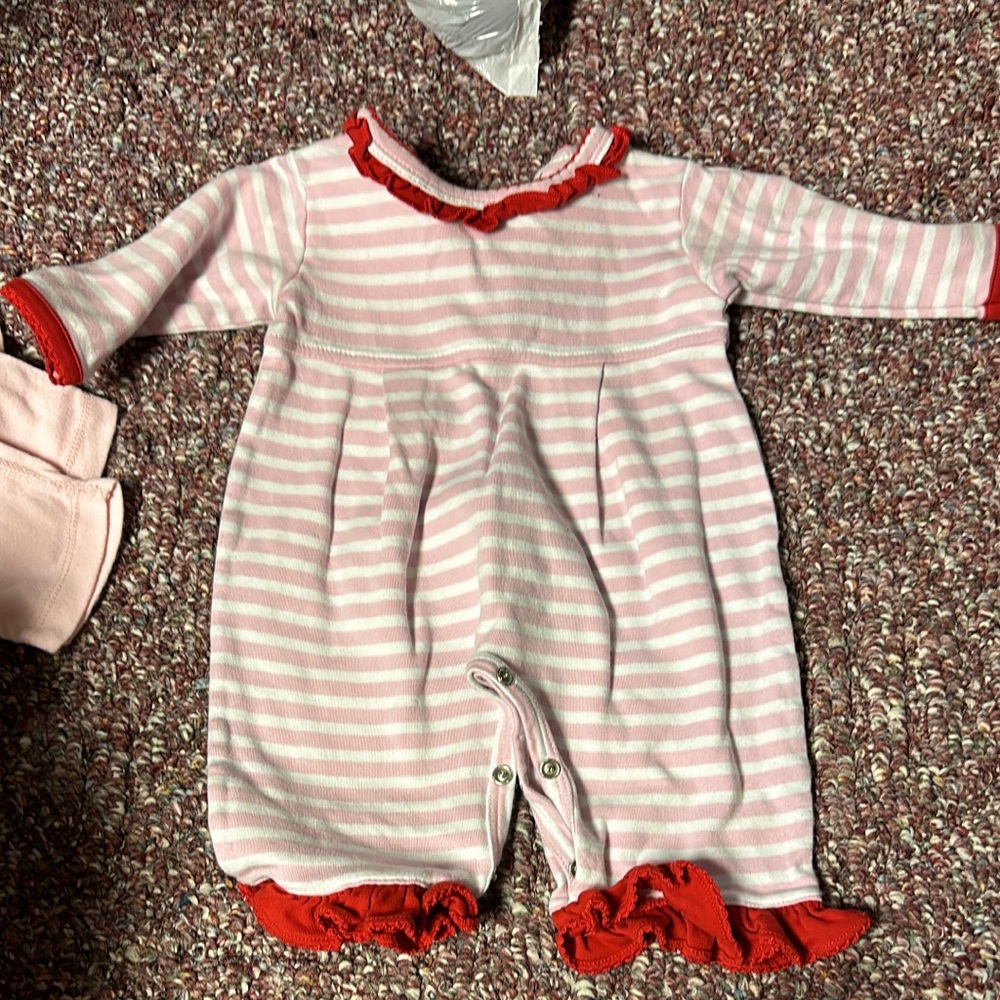 Newborn outfit